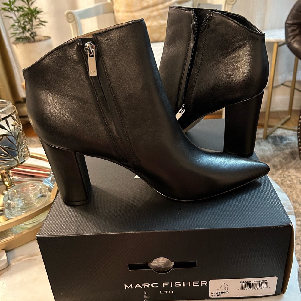 Marc Fisher Leather Boot Size 11
